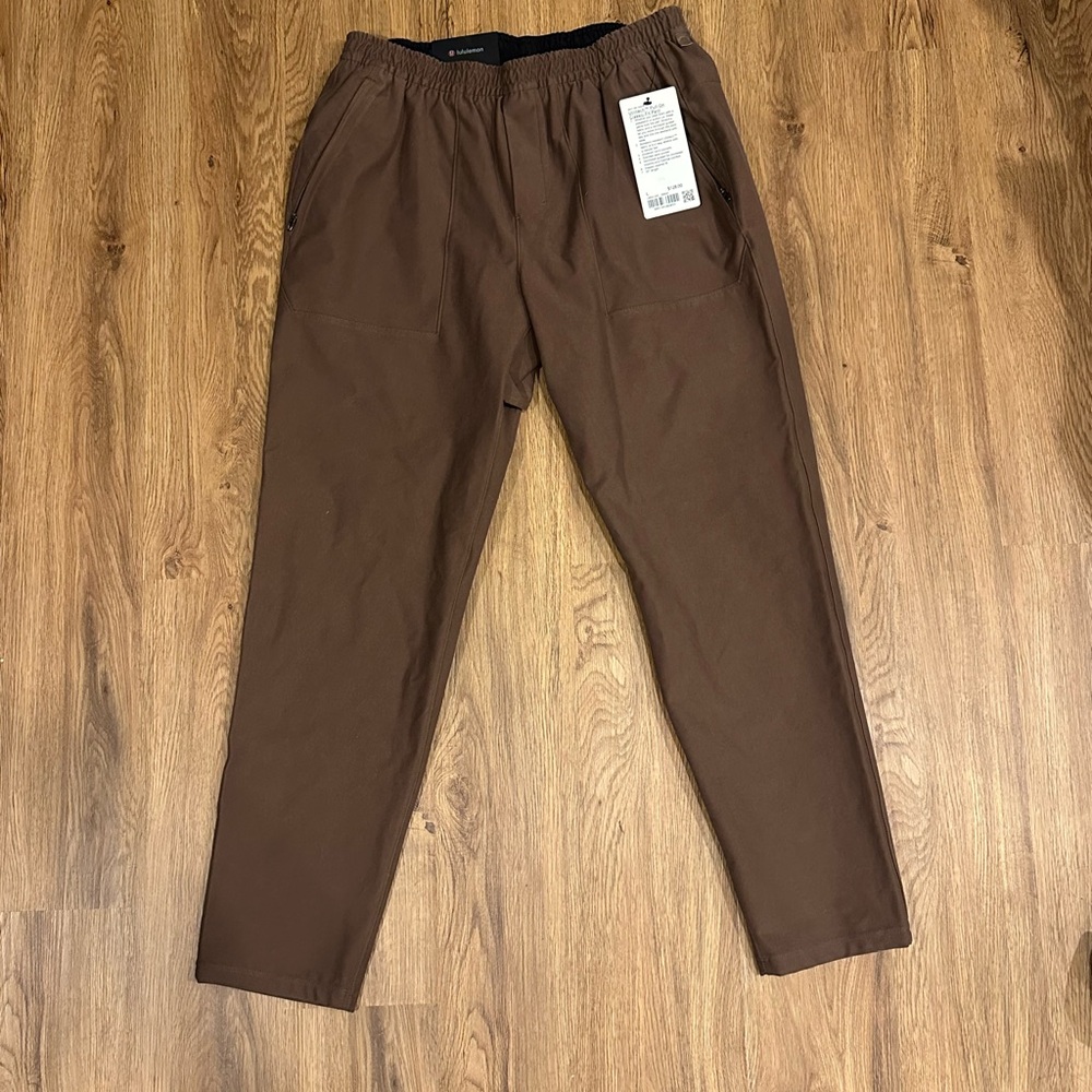 Lululemon Utilitech pull on Pant
